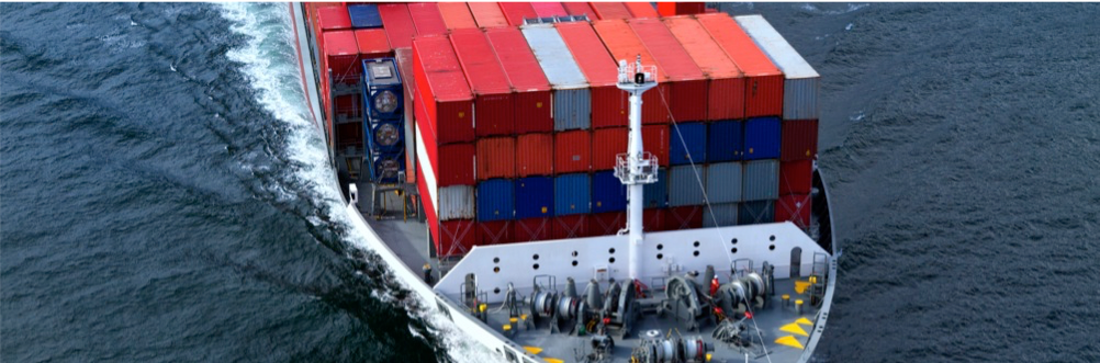 Frachtcontainerschiff